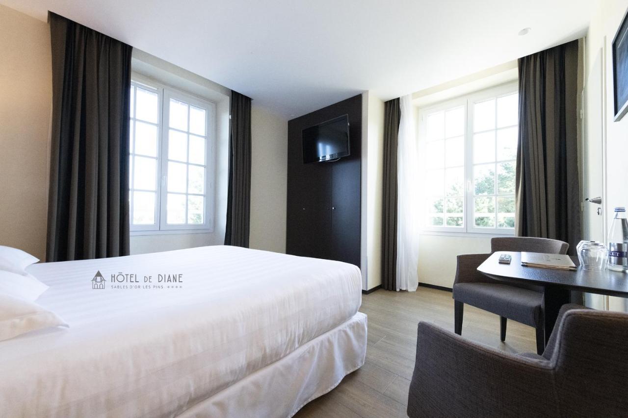 Hotel De Diane Sables-dʼOr-les-Pins Kültér fotó