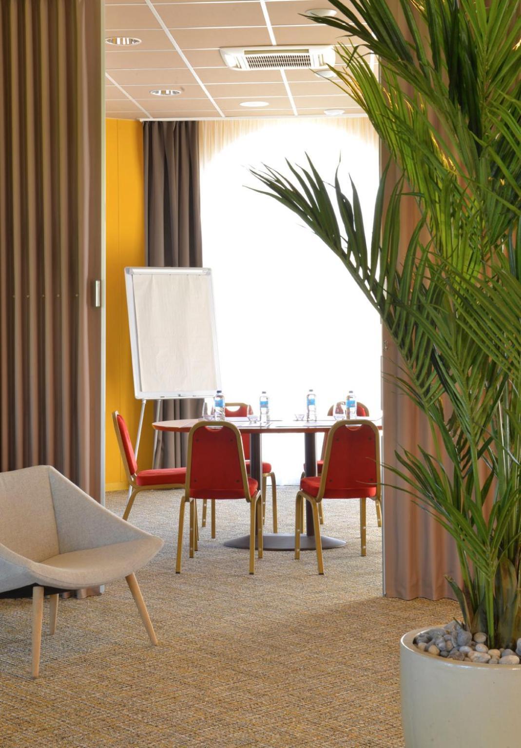 Hotel De Diane Sables-dʼOr-les-Pins Kültér fotó