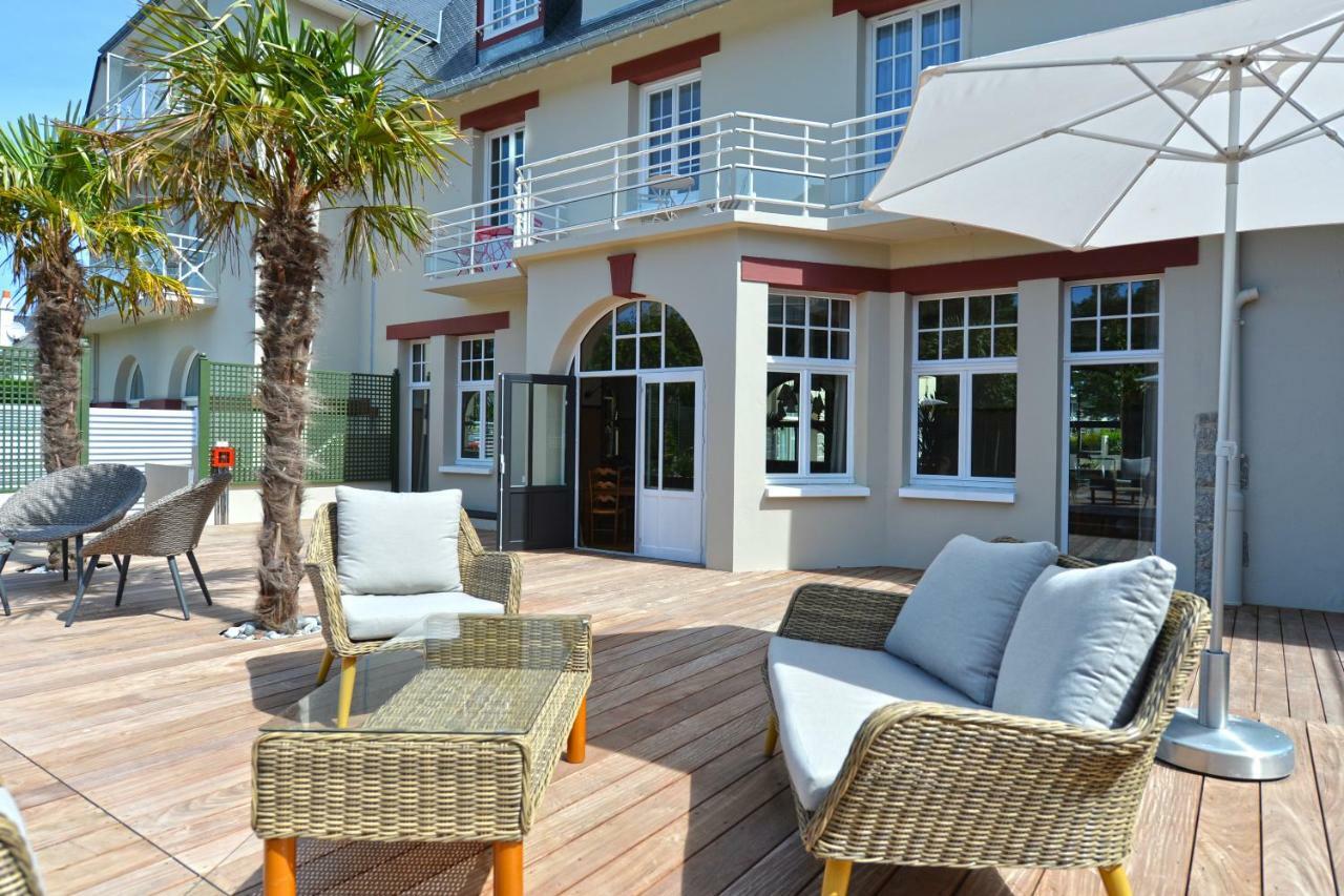 Hotel De Diane Sables-dʼOr-les-Pins Kültér fotó